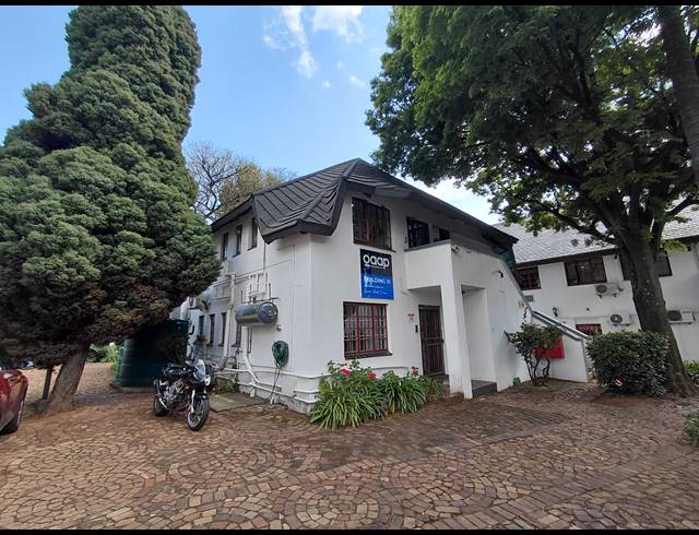 256M² OFFICE FOR SALE IN RANDJESPARK
